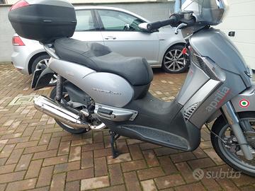 Aprilia scarabeo 400