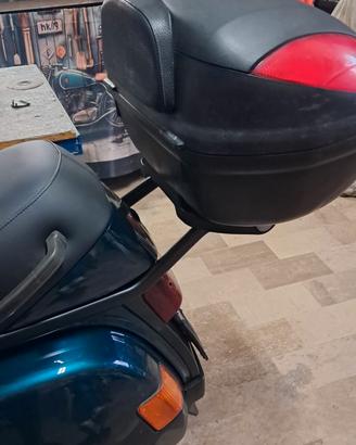 bauletto vespa cosa
