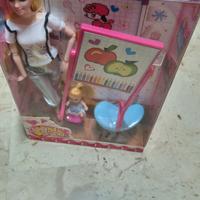 1852NN-Bambola Carola Scuola