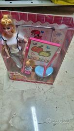 1852NN-Bambola Carola Scuola