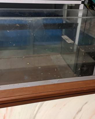 Acquari vasche di varie dimensioni