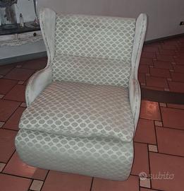 Poltrona elegante dal design classico/vintage – Te
