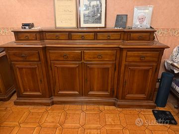 Credenza bassa / Buffet classico in legno