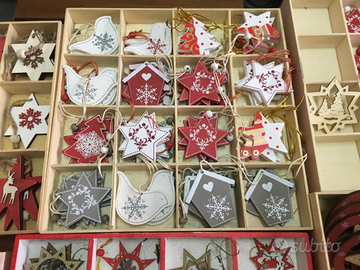 Lotto 524 addobbi appendini albero natale