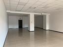 locali-commerciali-unificabili-a-prata-nl-372-