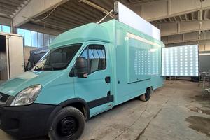 AUTONEGOZIO paninoteca ambulante food truck