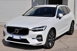 VOLVO XC60 2.0 B4 (d) automatico Core