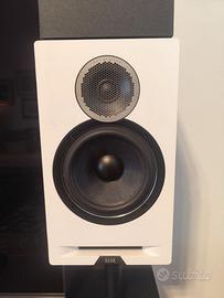 ELAC DEBUT REFERENCE DBR 62