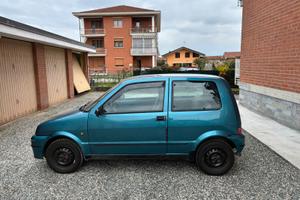 Auto cinquecento