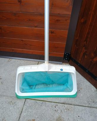 Retino pulizia piscina