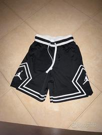 pantaloncini jordan