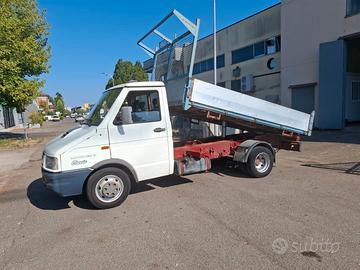 Iveco Daily 3510 Ribaltabile Trilaterale 2.8 Turbo