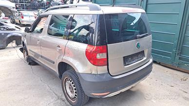 Ricambi vari Skoda Yeti 1.2 benzina del 2012