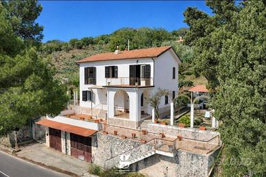 Villa o villino Casal Velino [Cod. rif 3305969VRG]
