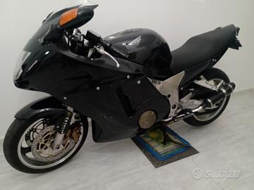 Ricambi x Honda CBR 1100