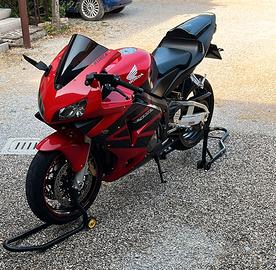 Moto HONDA CBR600rr