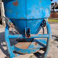 Spandiconcime - Spargiconcime