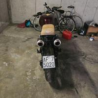 Ducati monster 600 cafe racer