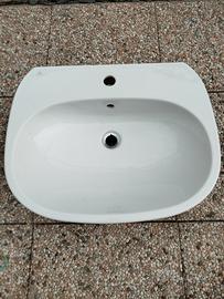 Lavandino completo di rubinetto 