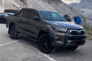 TOYOTA HILUX 2.8 DOPPIA CABINA