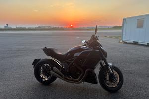 Ducati Diavel 1200