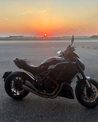 Ducati Diavel 1200