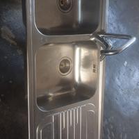 Lavello da cucina con fontana