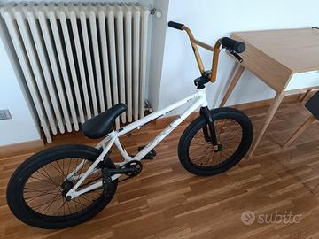 BMX Freestyle GT Conway Team 21'' Bianco/Oro
