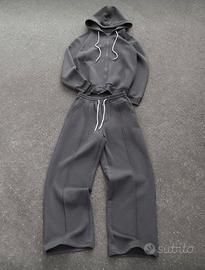 set completo di tuta