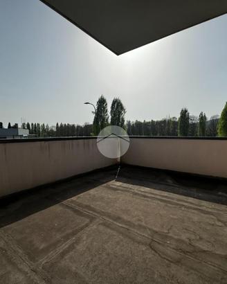 NEGOZIO A VILLA DI SERIO