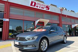 Volkswagen Passat Variant 2.0 tdi Highline 150cv