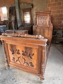 SET DI MOBILI PER CAMERA IN LEGNO INTRASIATO