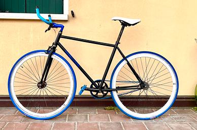 Bici a scatto fisso