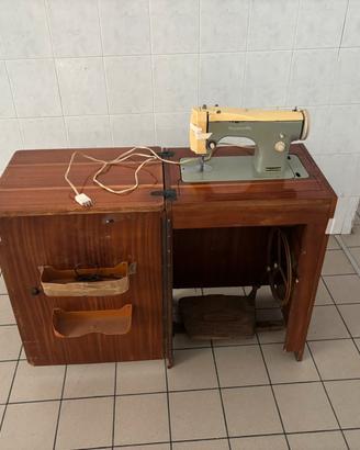 macchina da cucire vintage superJolly