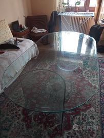 Tavolo di vetro