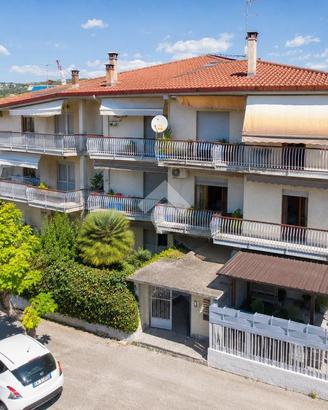 5 LOCALI A ROSETO DEGLI ABRUZZI
