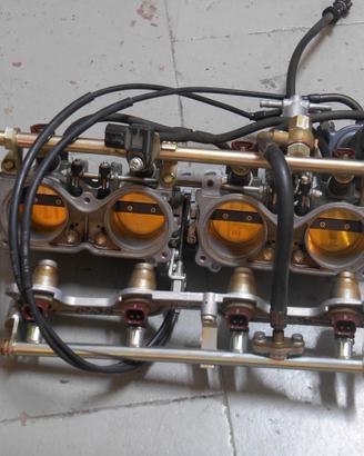 Corpi farfallati e iniettori honda cbr1000rr 04 06