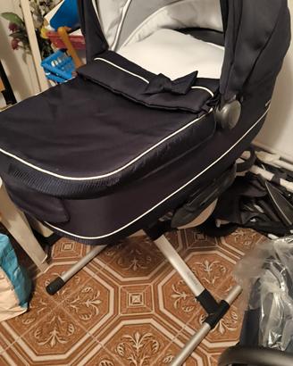 Inglesina  con ruote più sostegno
