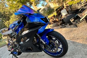 yzf r7 2024