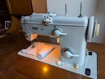 Macchina da cucire vintage Pfaff 260 con mobile
