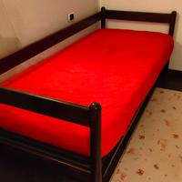 struttura letto o divano singolo