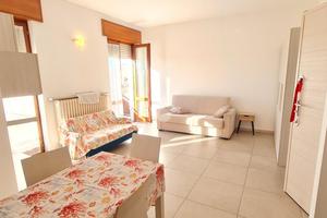 MONOLOCALE A BRUSAPORTO