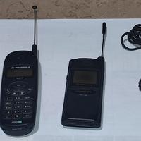 due telefonini vintage