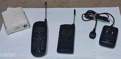 due telefonini vintage