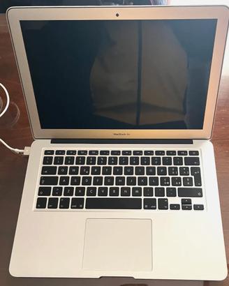 Apple MacBook Air 13'' (128GB SSD, Intel Core i5 5