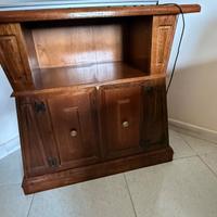Mobile in legno