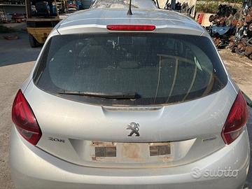 PORTELLONE BAULE POSTERIORE PEUGEOT 208 ANNO 2016