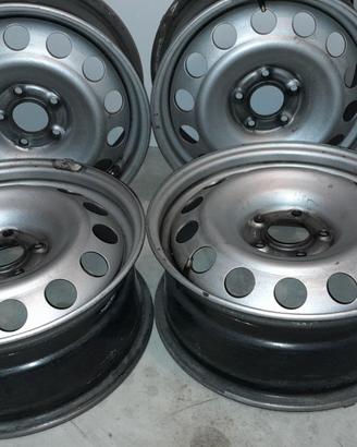 CERCHI IN FERRO 5 FORI 16 POLLICI