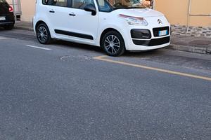 C3 picasso con gancio traino