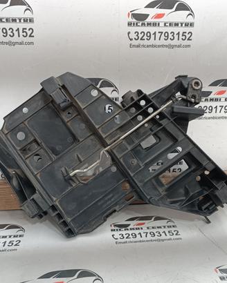 Staffa supporto faro anteriore destro 2009 porsche